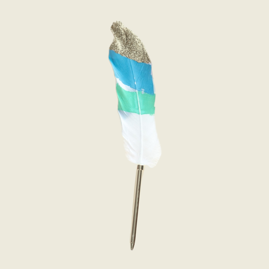 Feather Pen with Gold Tip – Elegant Decorative Writing Pen